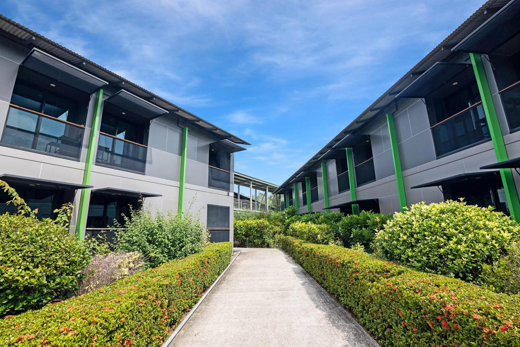 Ibis Darwin Airport Hotel 外观 照片
