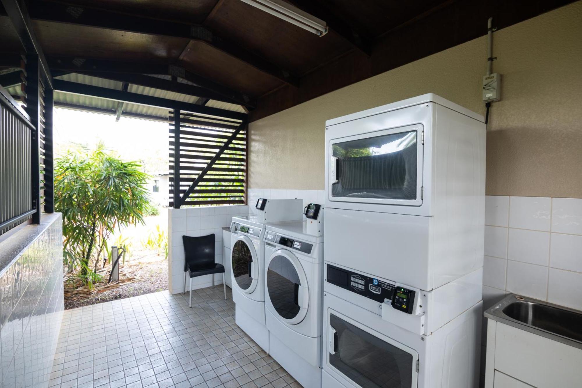 Ibis Darwin Airport Hotel 外观 照片