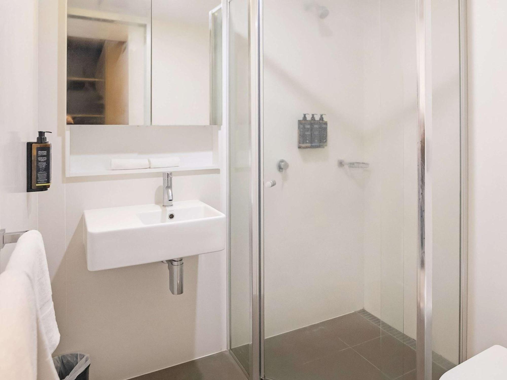 Ibis Darwin Airport Hotel 外观 照片